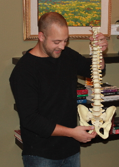 Dr. Christopher L. Trimner DC explaining the spine